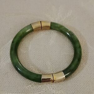 Elegant Green Jade Bangle Bracelet